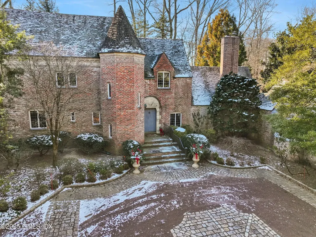 520 Indian Field Road Greenwich CT 06830