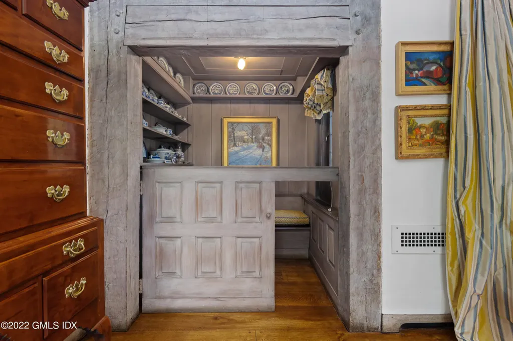 520 Indian Field Road Greenwich CT 06830