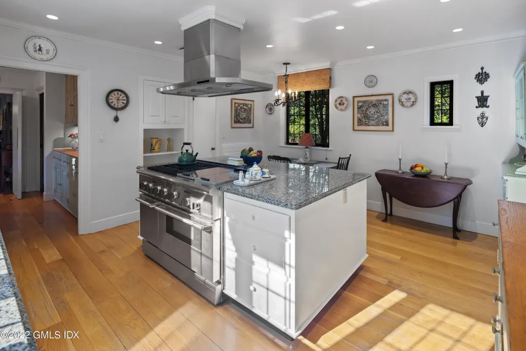 520 Indian Field Road Greenwich CT 06830