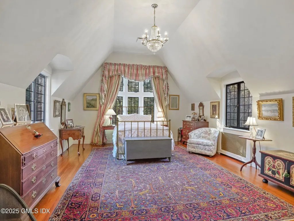 520 Indian Field Road Greenwich CT 06830