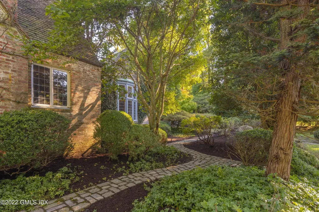 520 Indian Field Road Greenwich CT 06830