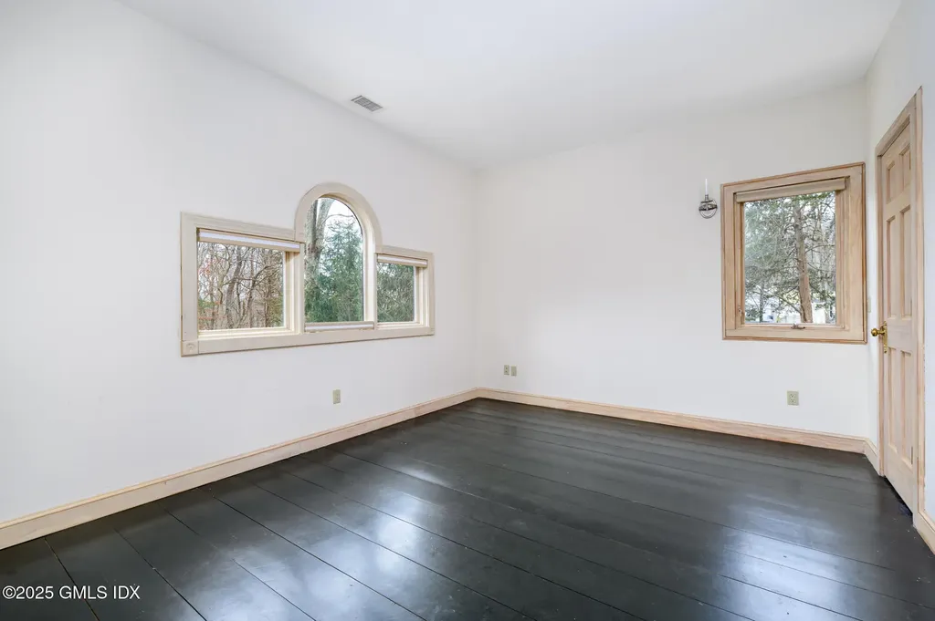 177 Briar Brae Road Stamford CT 06903