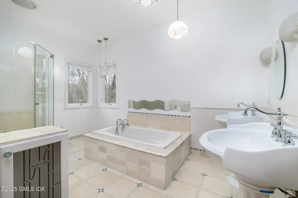 177 Briar Brae Road Stamford CT 06903