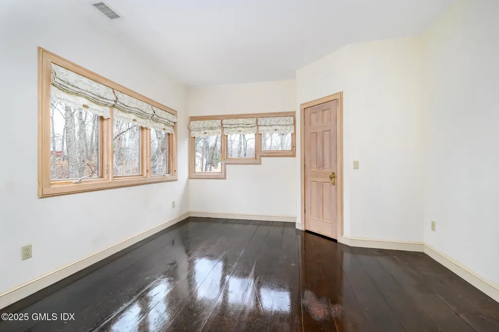 177 Briar Brae Road Stamford CT 06903