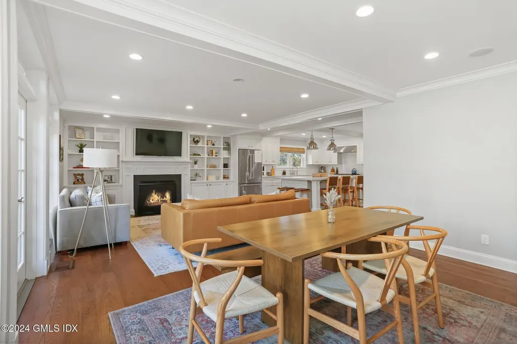 8 Glendale Street Cos Cob CT 06807