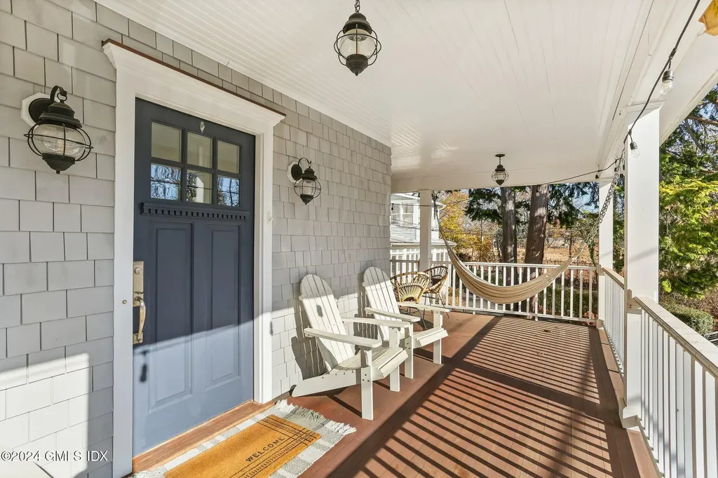 8 Glendale Street Cos Cob CT 06807