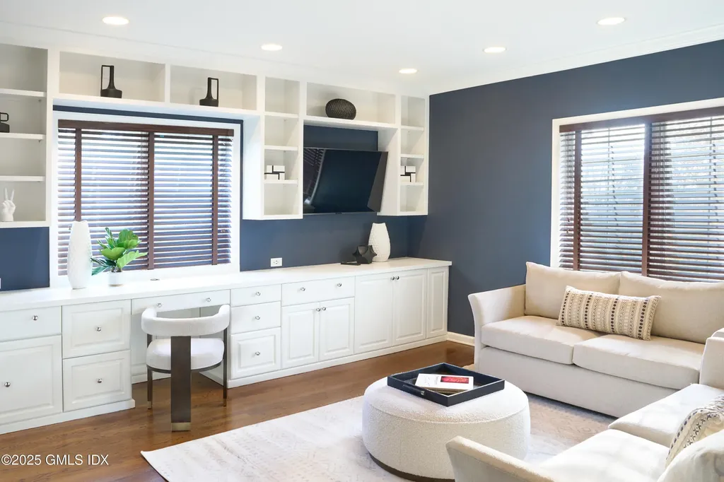 33 Lafayette Court Greenwich CT 06830