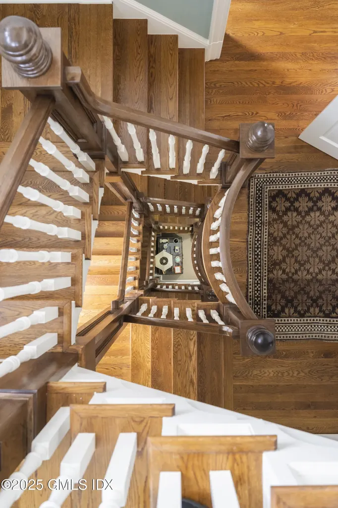 50 Sound View Drive Greenwich CT 06830