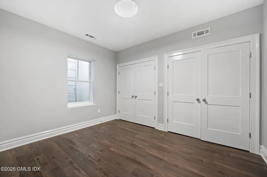 11 Valleywood Road Cos Cob CT 06807