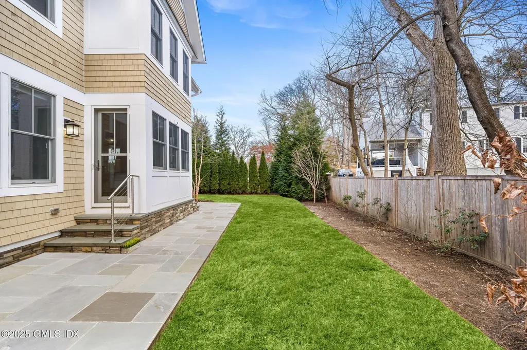 11 Valleywood Road Cos Cob CT 06807