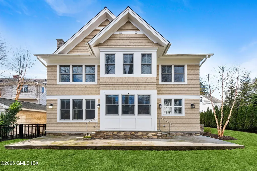 11 Valleywood Road Cos Cob CT 06807