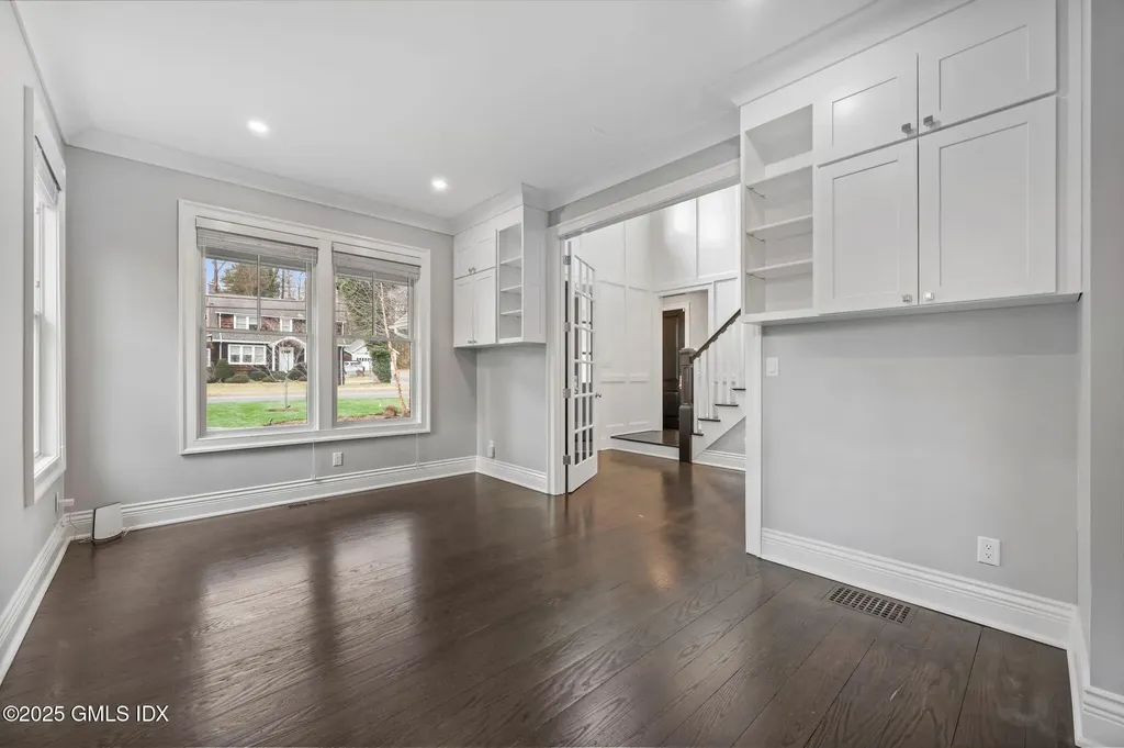 11 Valleywood Road Cos Cob CT 06807