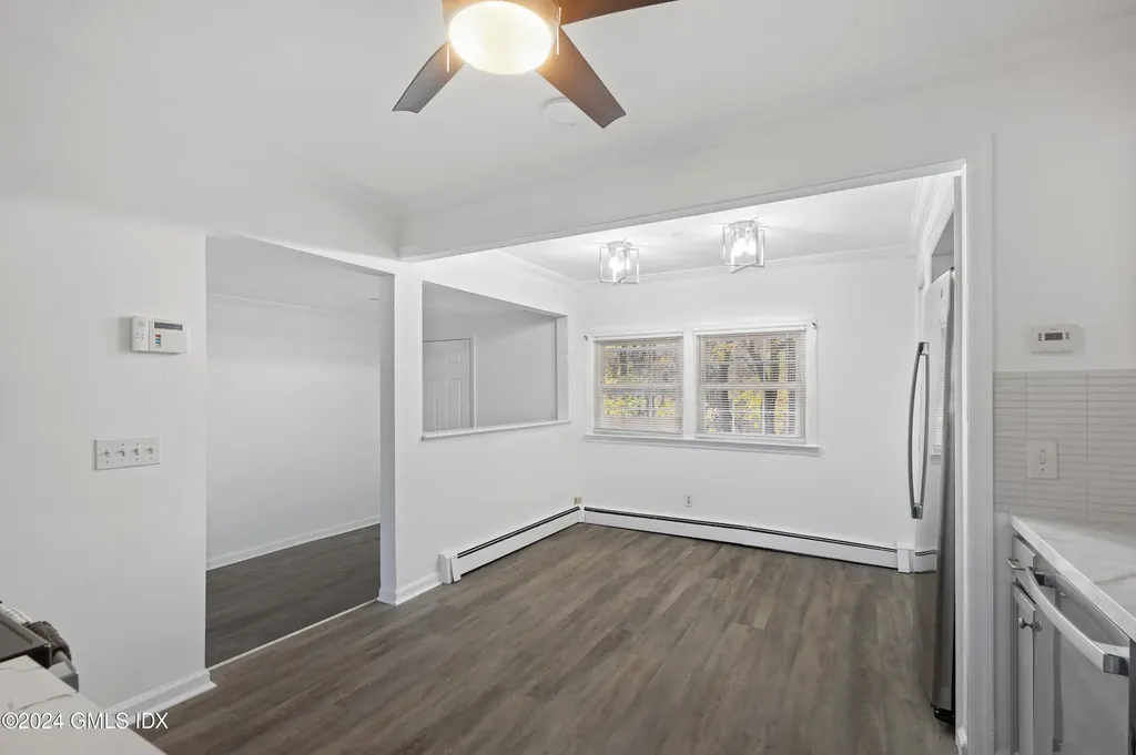 86 W Old Barn Road Stamford CT 06905