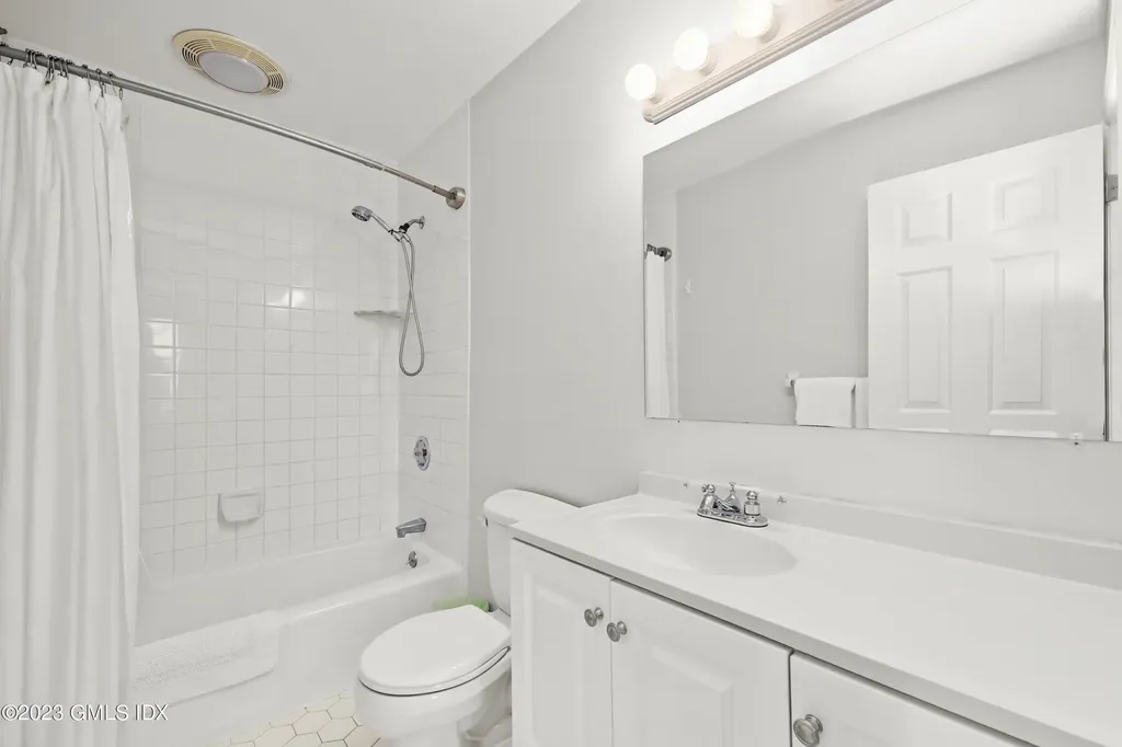 123 Havemeyer Place Greenwich CT 06830