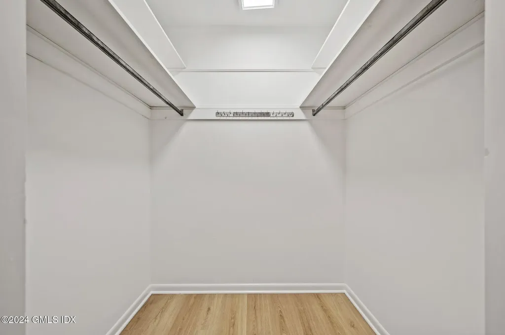 75 Silo Circle Riverside CT 06878