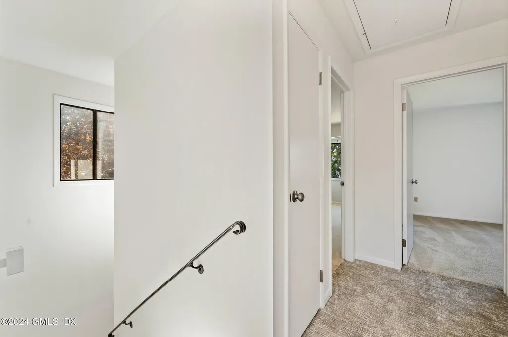 75 Silo Circle Riverside CT 06878