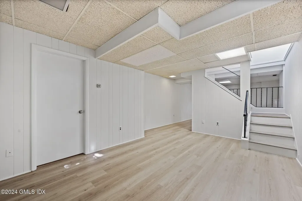 75 Silo Circle Riverside CT 06878