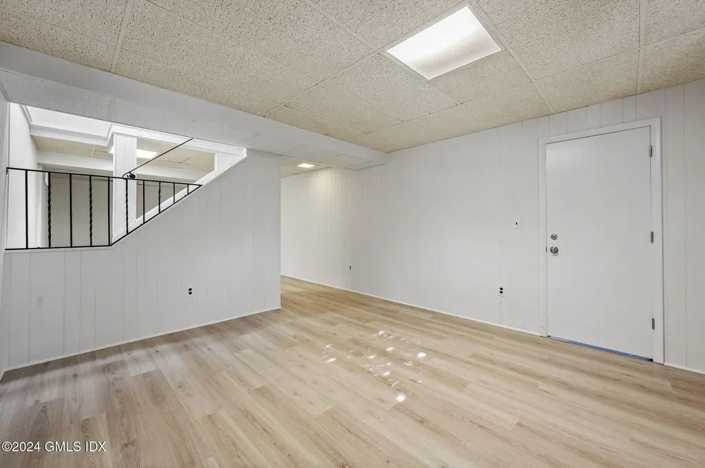 75 Silo Circle Riverside CT 06878