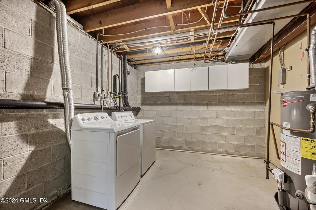 75 Silo Circle Riverside CT 06878