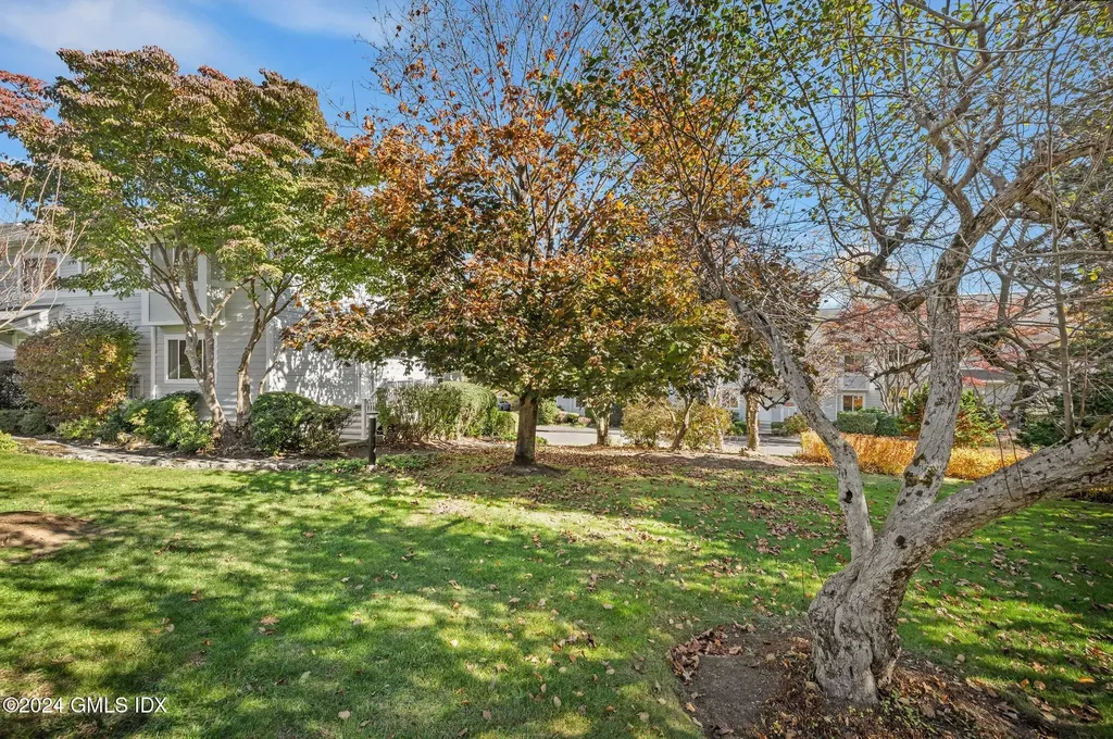 75 Silo Circle Riverside CT 06878