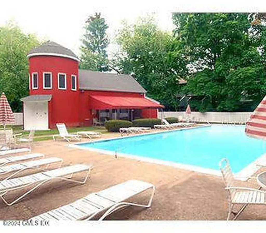 75 Silo Circle Riverside CT 06878