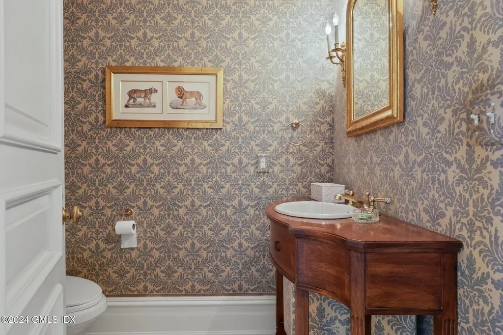 20 Sherwood Farm Lane Greenwich CT 06831