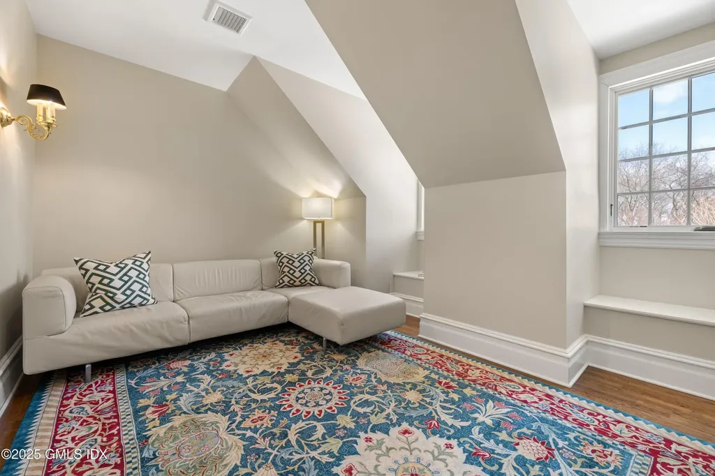 20 Sherwood Farm Lane Greenwich CT 06831