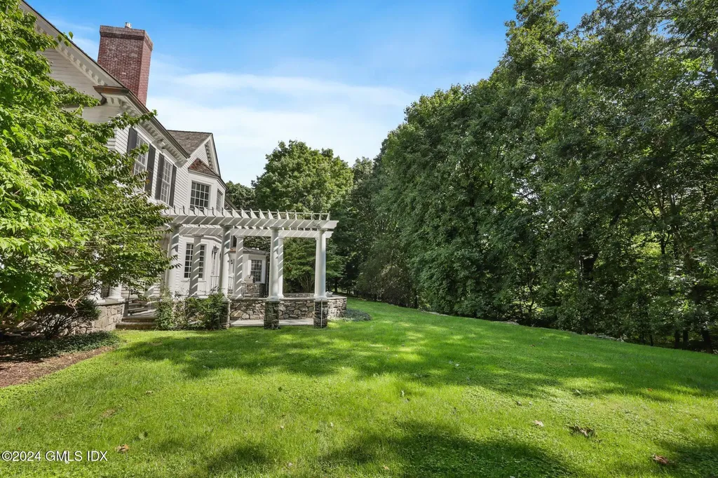 20 Sherwood Farm Lane Greenwich CT 06831