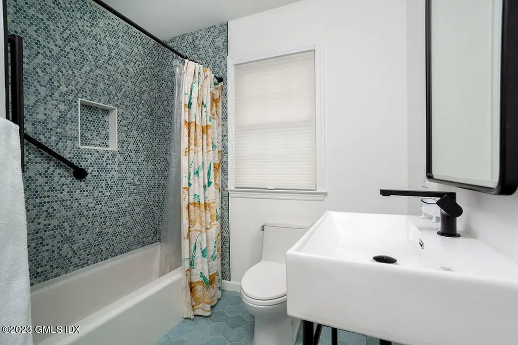 11 Elm Place Greenwich CT 06830