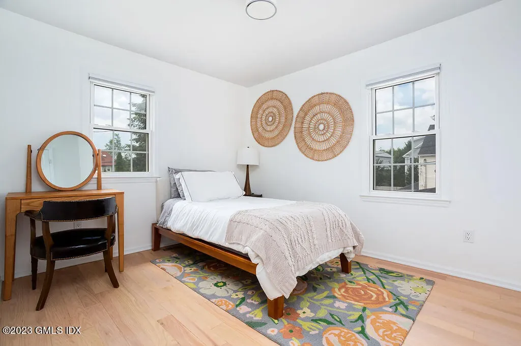 11 Elm Place Greenwich CT 06830