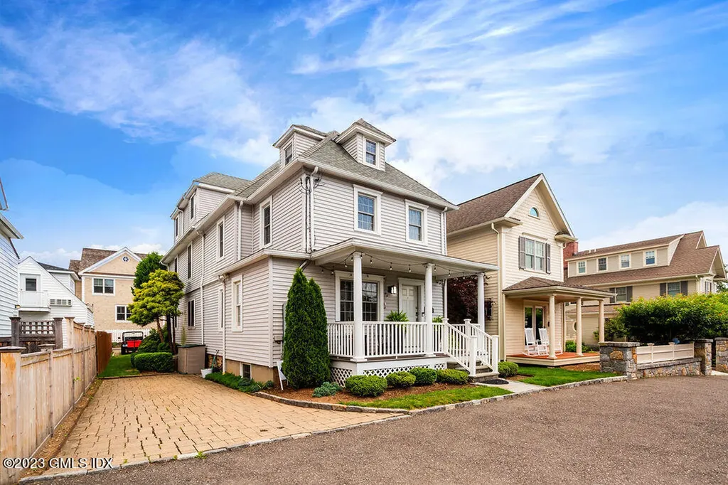 11 Elm Place Greenwich CT 06830