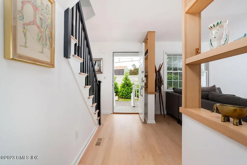 11 Elm Place Greenwich CT 06830