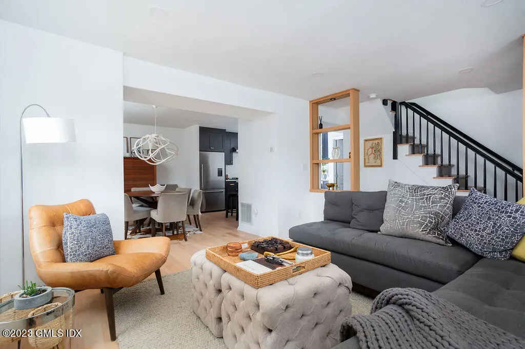 11 Elm Place Greenwich CT 06830