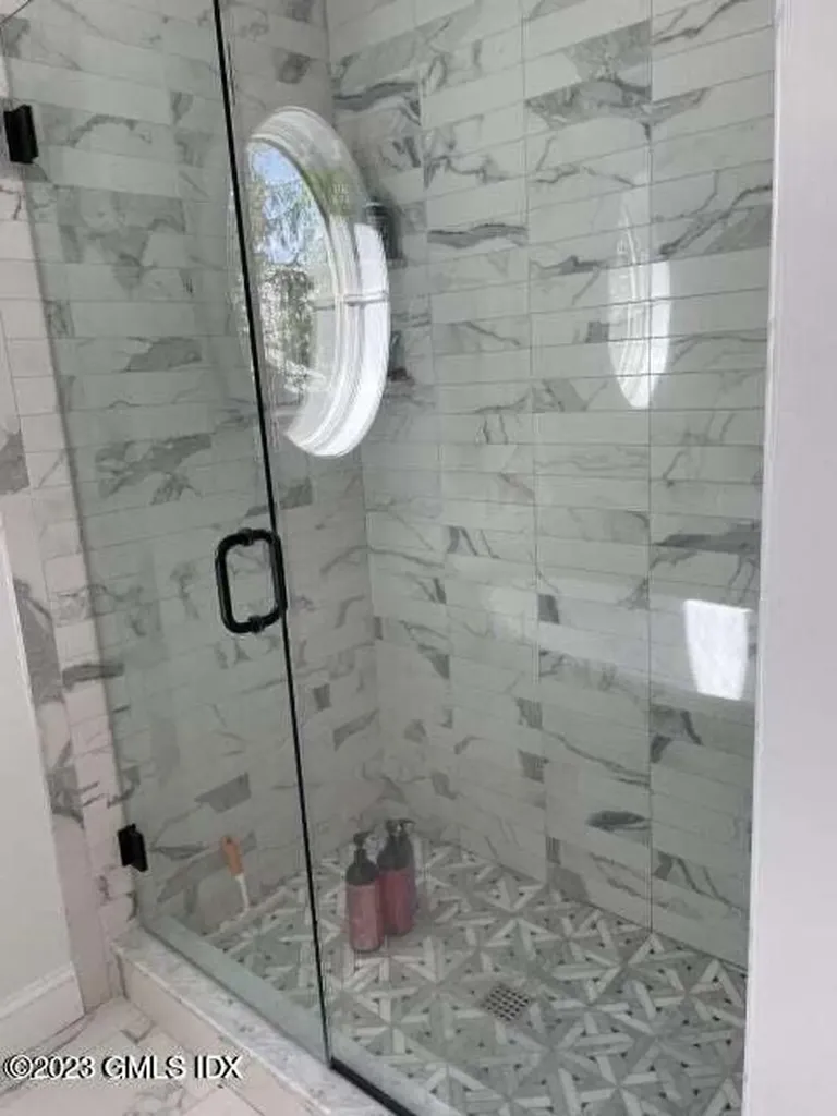 8 N Sound Beach Avenue Extension Riverside CT 06878