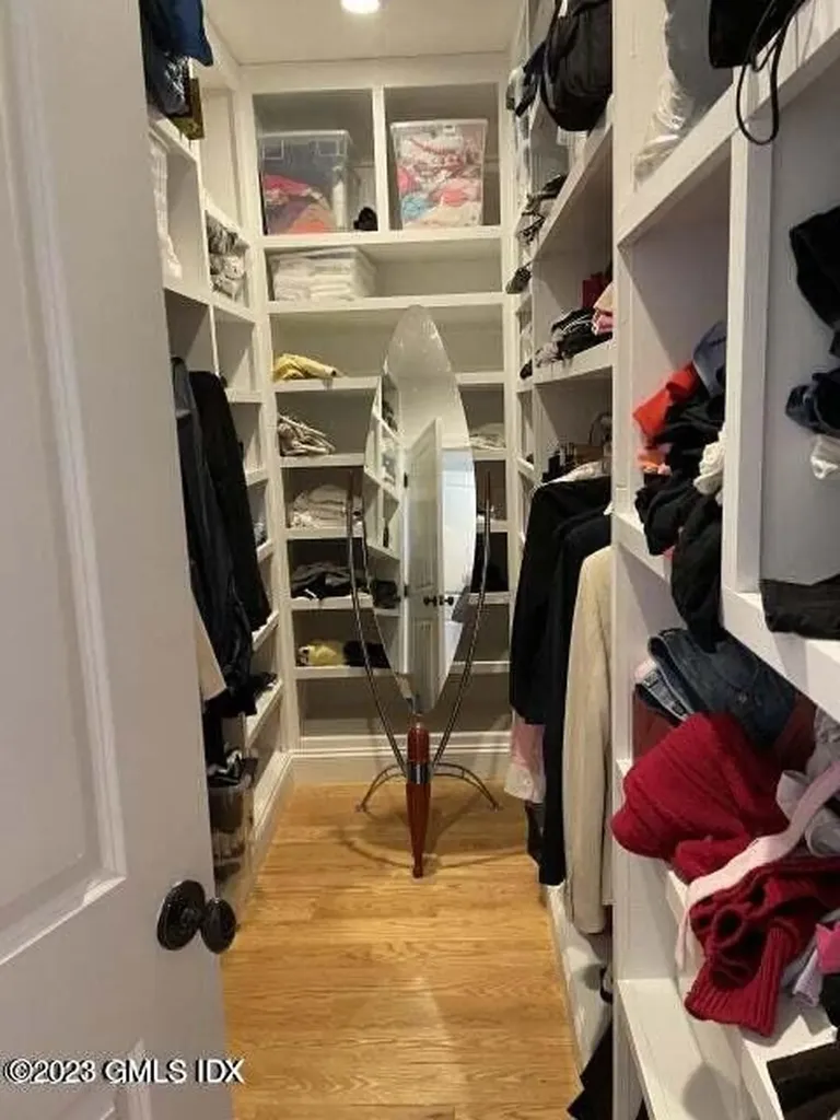 8 N Sound Beach Avenue Extension Riverside CT 06878