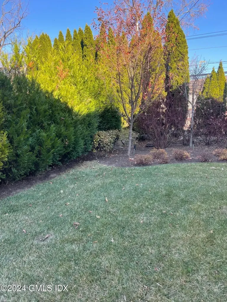 8 N Sound Beach Avenue Extension Riverside CT 06878