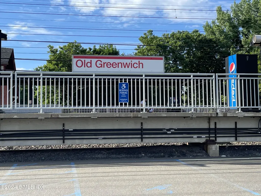 8 N Sound Beach Avenue Extension Riverside CT 06878