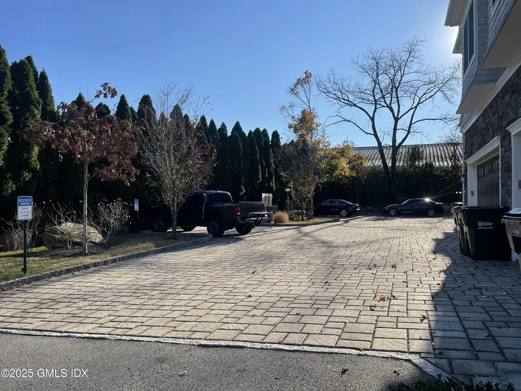 8 N Sound Beach Avenue Extension Riverside CT 06878