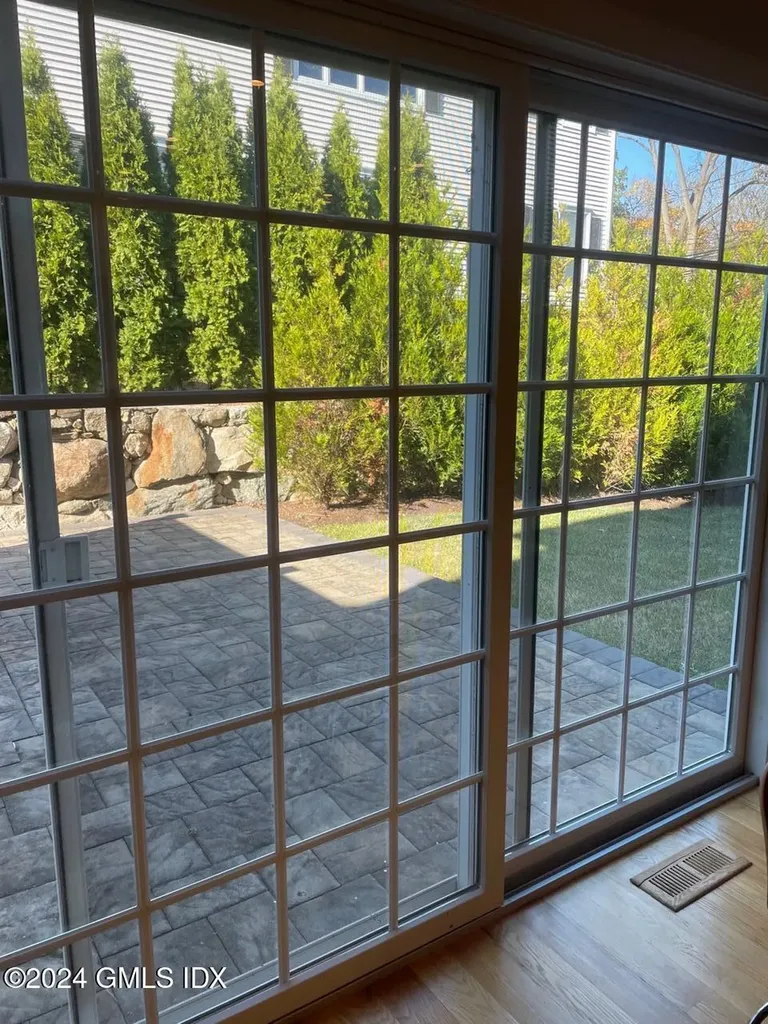 8 N Sound Beach Avenue Extension Riverside CT 06878