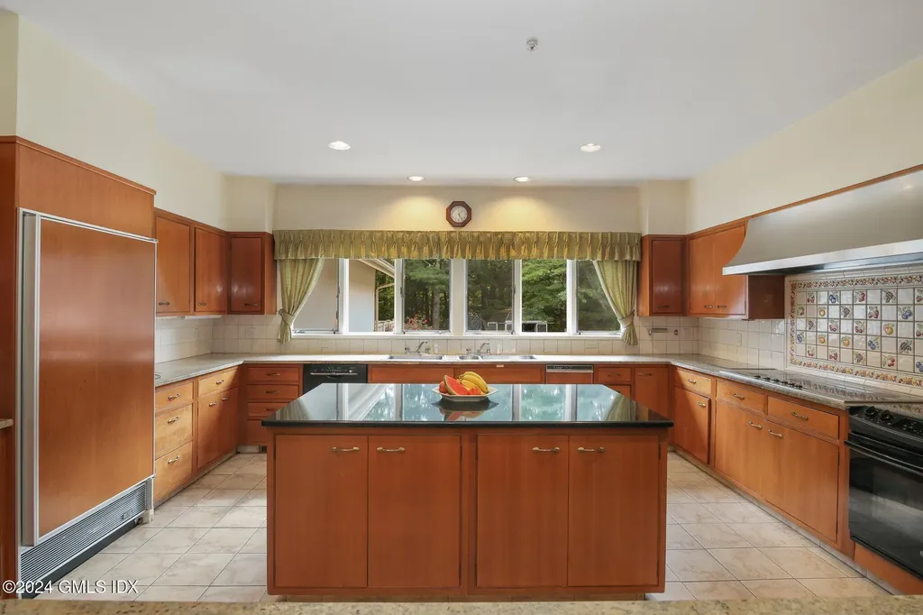 724 North Street Greenwich CT 06831