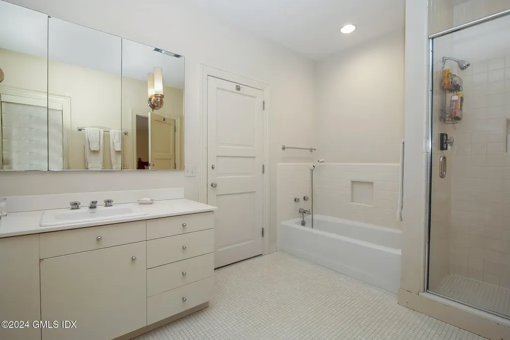 724 North Street Greenwich CT 06831