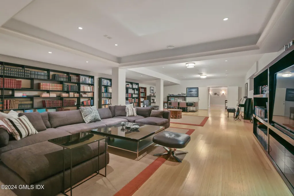 724 North Street Greenwich CT 06831