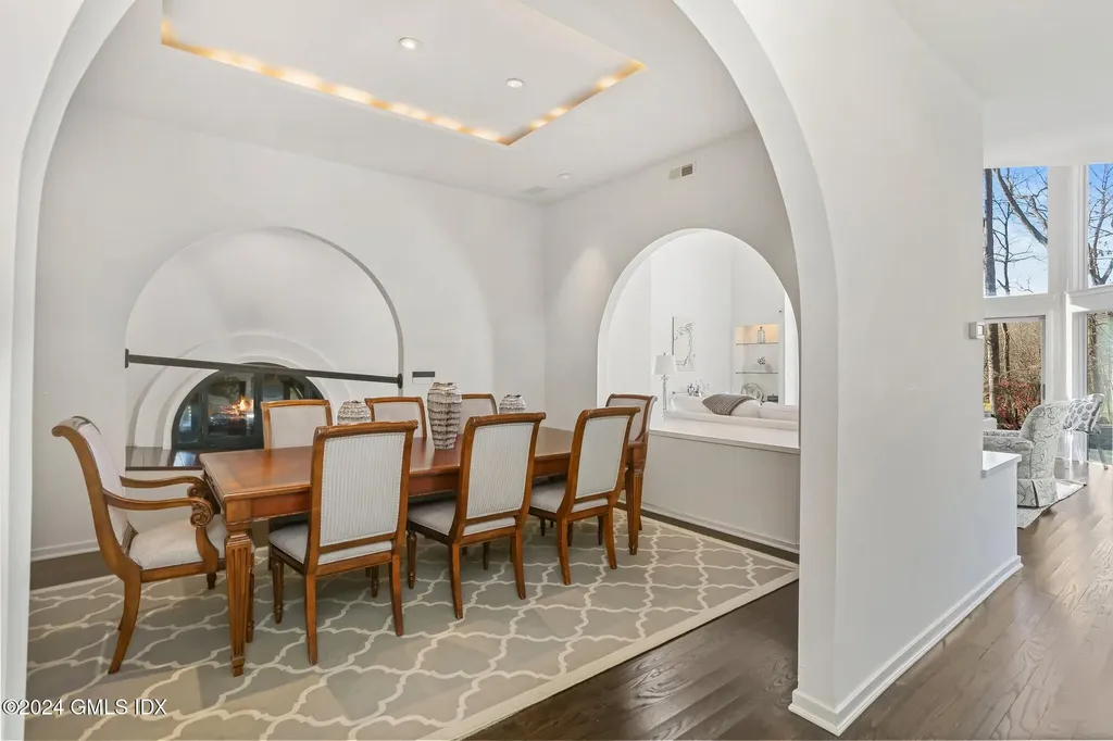 99 Londonderry Drive Greenwich CT 06830