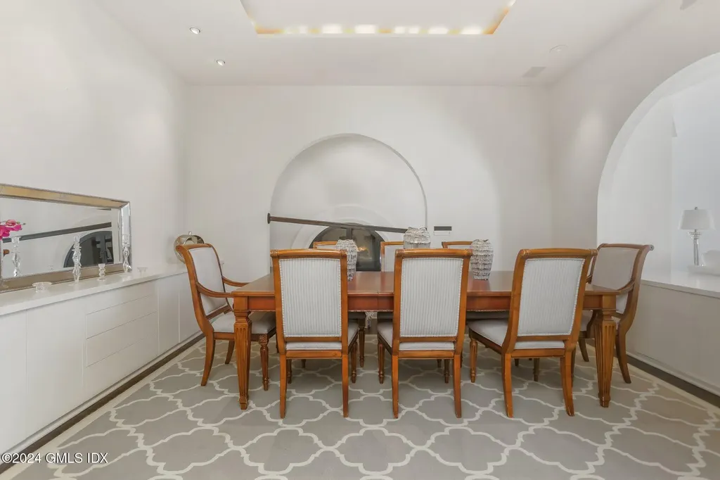 99 Londonderry Drive Greenwich CT 06830