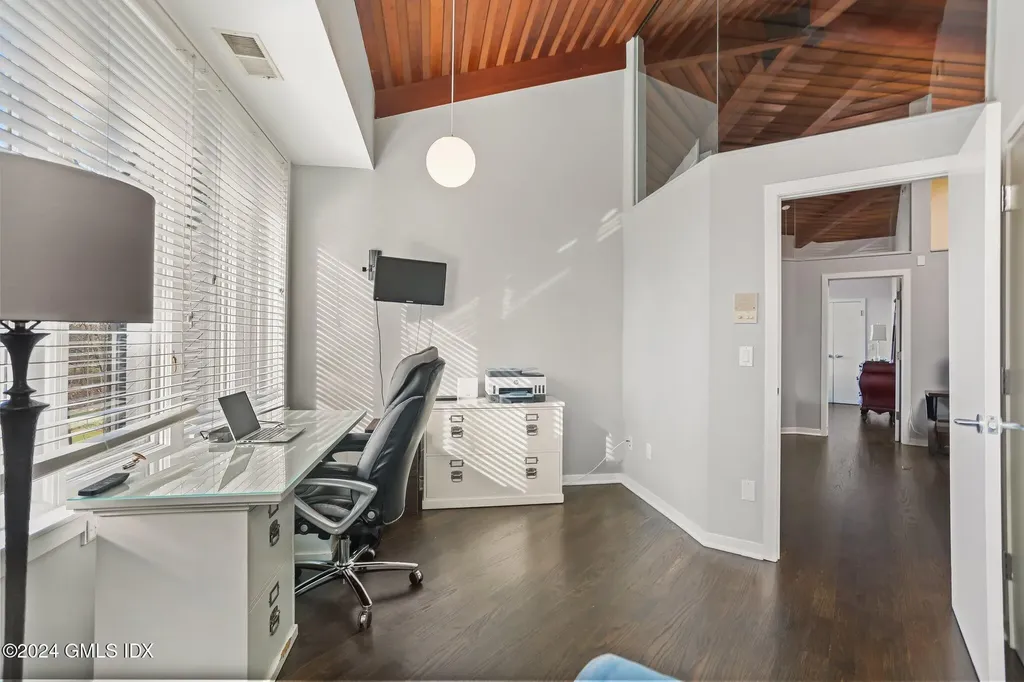 99 Londonderry Drive Greenwich CT 06830