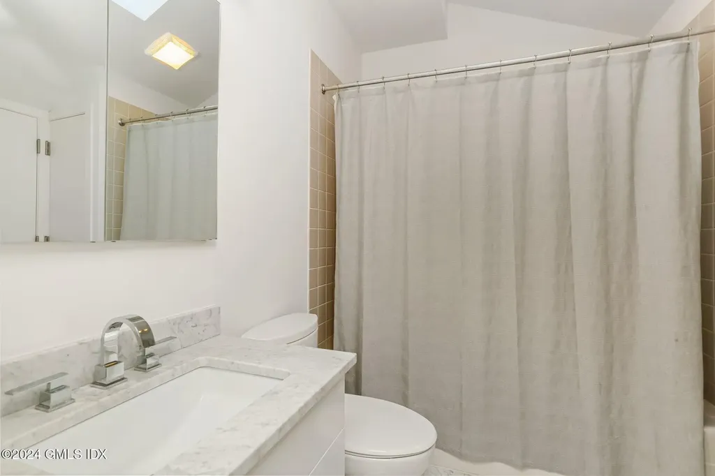 99 Londonderry Drive Greenwich CT 06830