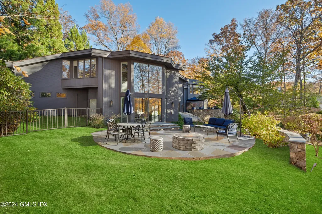 99 Londonderry Drive Greenwich CT 06830