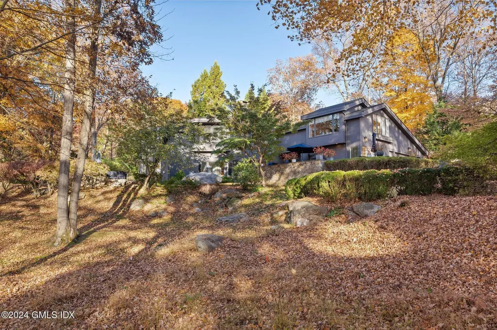 99 Londonderry Drive Greenwich CT 06830