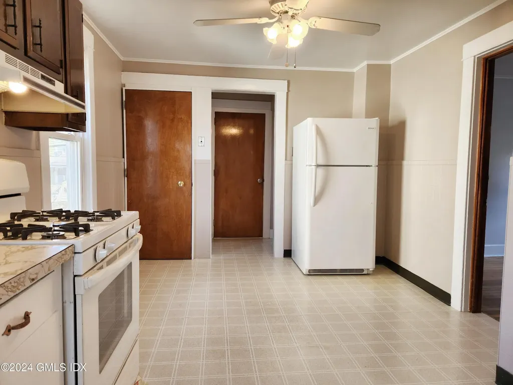 18 Harold Avenue Greenwich CT 06830