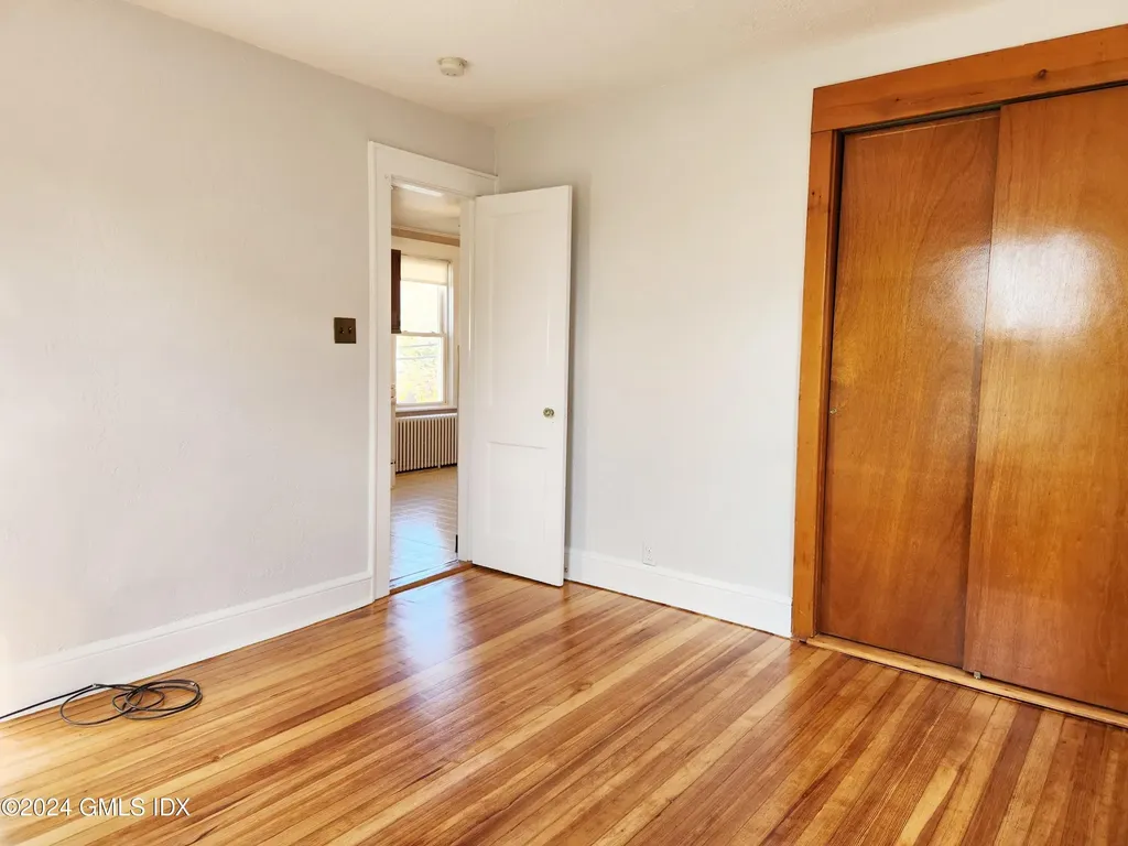 18 Harold Avenue Greenwich CT 06830